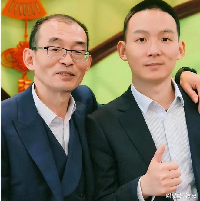 再沉默为谢妈发声说出实情网友坐不住了凯发K8首页登录回应了！谢浩男妹妹不(图25)